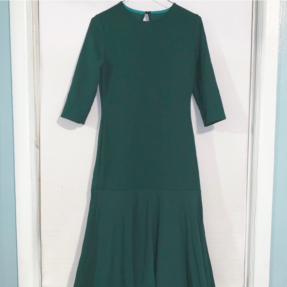 NWT green midi dress
